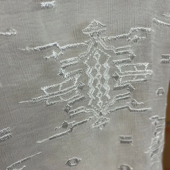 GRAY Saks Fifth Avenue Sheer Ivory Embroidered Blouse, XS! - Picture 4 of 13